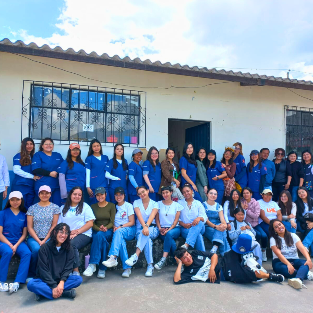 Visita Académica al Centro Educativo Comunitario Intercultural Bilingüe “José Vasconcelos de Cotacachi