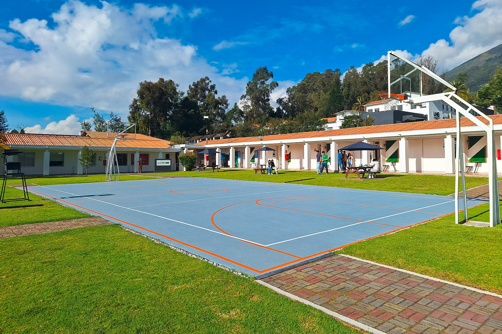 Cancha M&uacute;ltiple