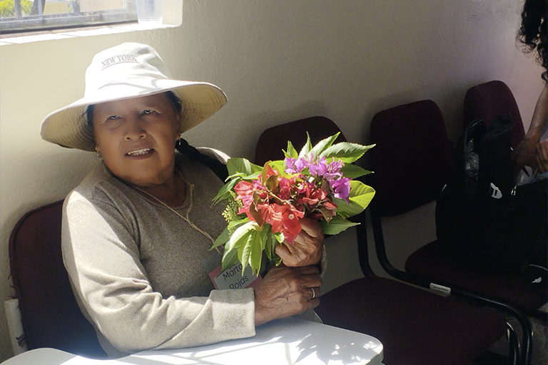 Estudiantes de la UHE impulsan la alfabetización y el bienestar en la Comuna de Oyacoto