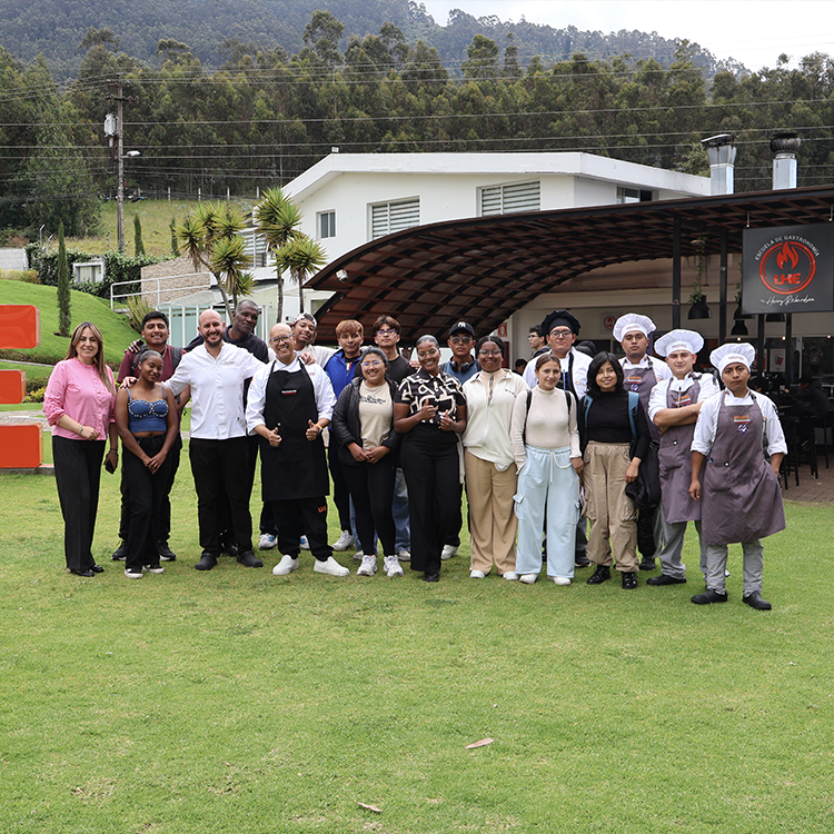 UHemisferios y Fundación Sembrar transforman vidas a través de la alta cocina con el Chef Juan Sebastián Pérez